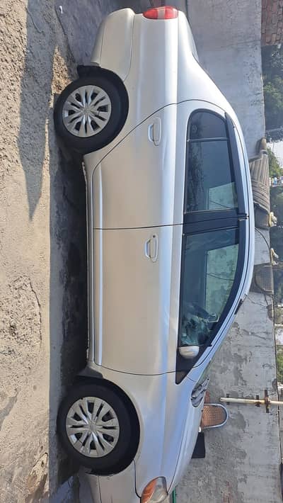 Toyota Platz 2002 for Sale – Excellent Condition