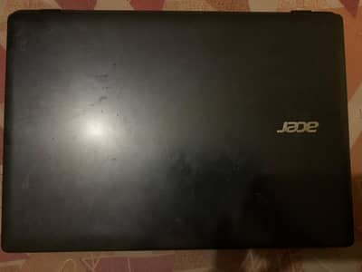 Acer laptop I5 4th Gen  8Gb Ram DDR 3 512 GB HHD