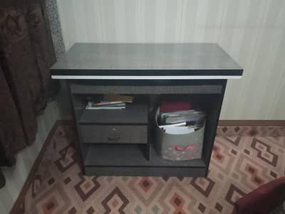 office table / study table good condition selling for (14000)