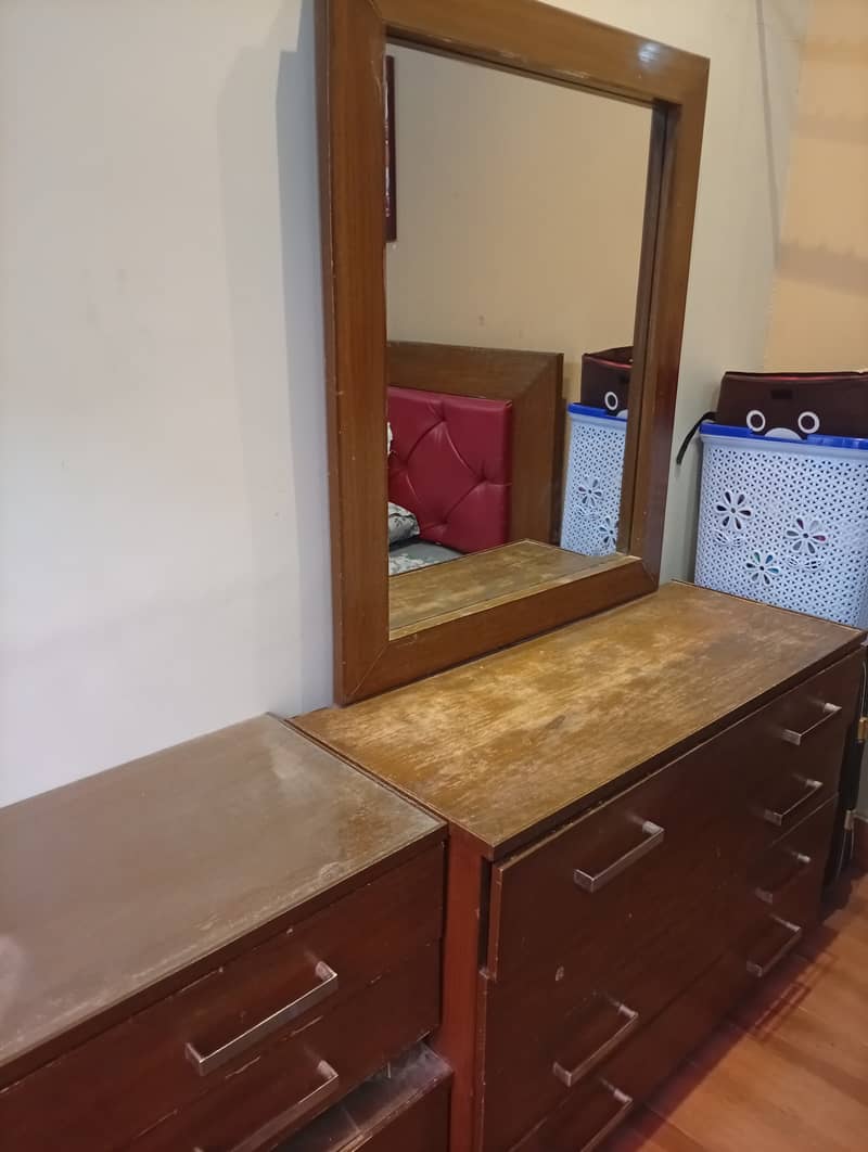 Oaks Dressing Table 1