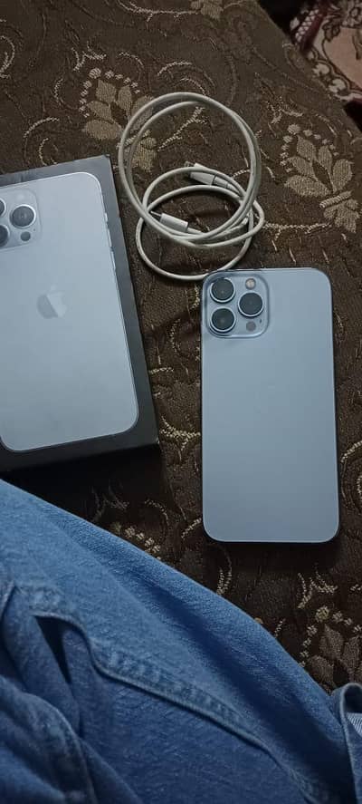 iphone 13pro max 256gb urgent for sale. .