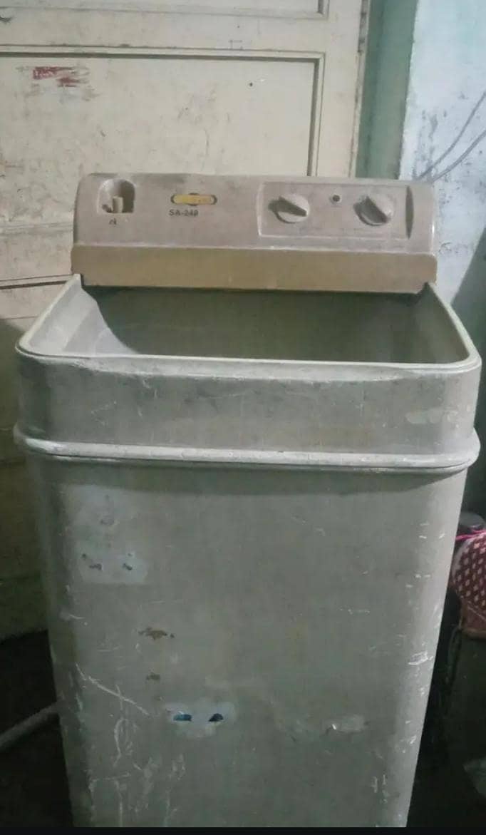 Asia Washing Machine Pure COPER MOTOR in good condition 0