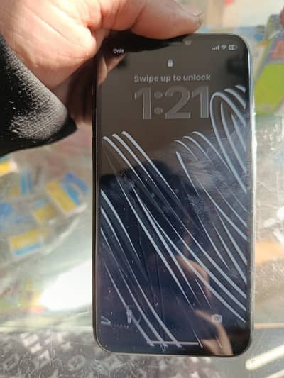 I phone 11 pro factory unlock