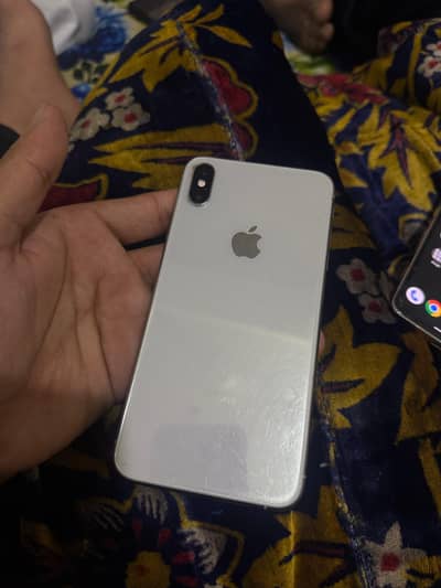 I Phone xs max sim lock