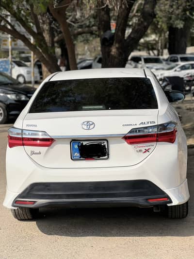 Toyota Corolla grande x 2025