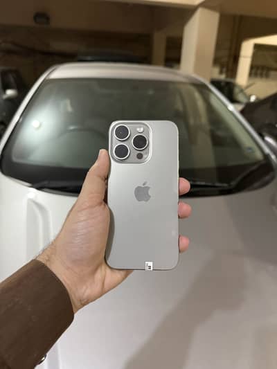 Apple iPhone 15 pro 128 gb jv natural titanium