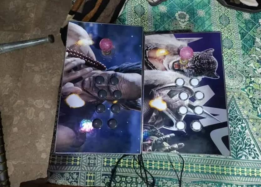 2 Arcade controller 1