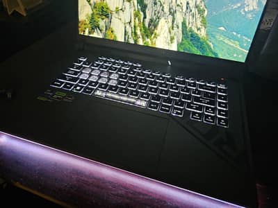 Asus RoG strix G16 rtx 4060 core i7 13650