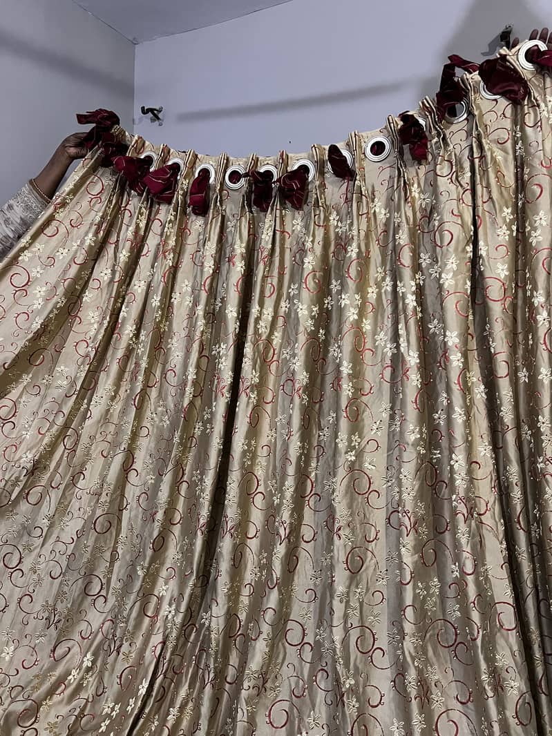 Curtains 4