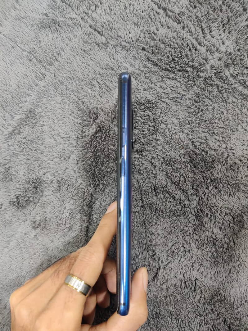 OnePlus 7pro 8/256 3