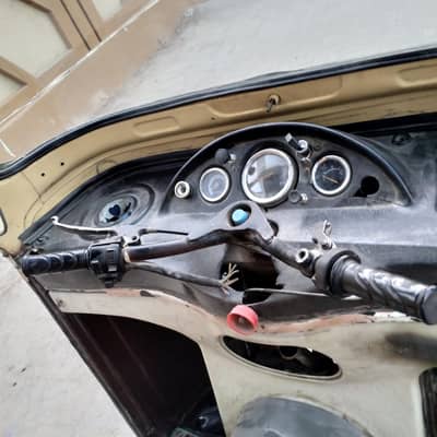 Sazgar rickshaw model 2016, phone no. 03709455360