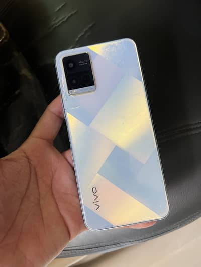 10 by 8 condition . Only box available. Plane change