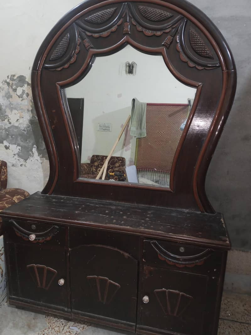 Dressing Table 1