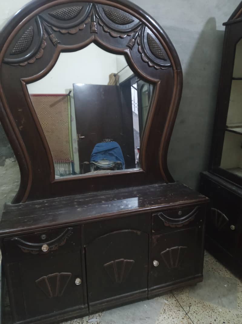 Dressing Table 2