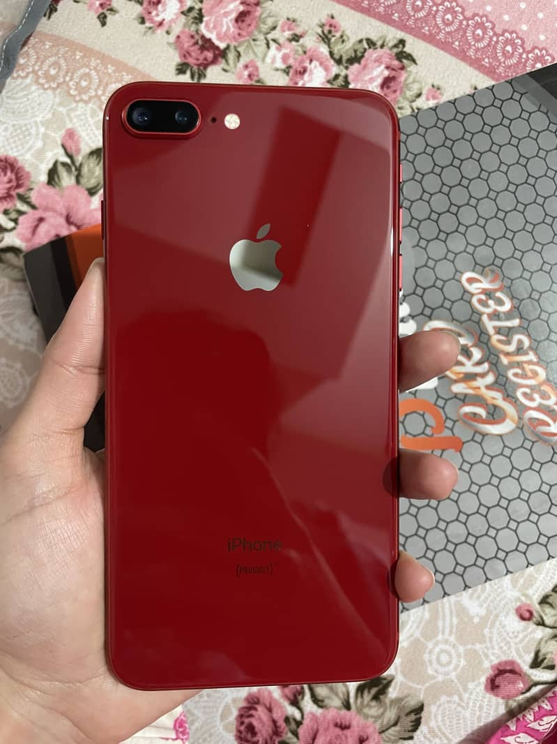 iPhone 8 Plus 0