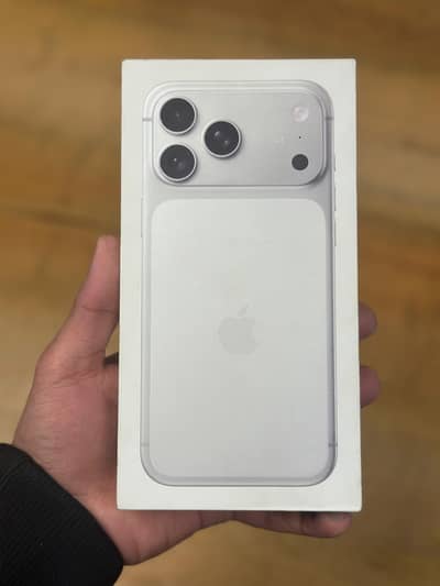 I phone 17 pro max j. v_256gb storage _LL/A modle