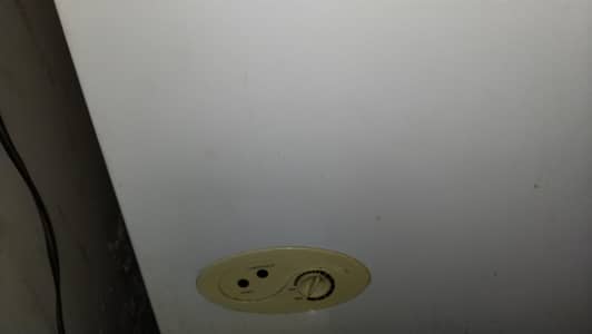 waves d freezer urgent for sale