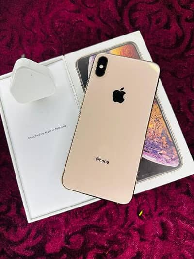 I phone xs max 256 GB memory waterproof