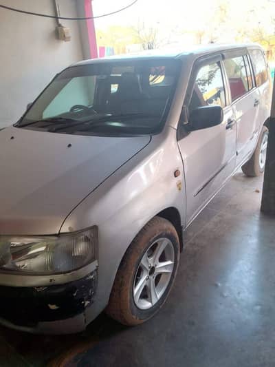 tyota probox auto 2013 model