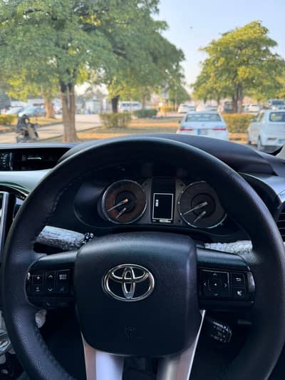 Toyota Hilux Revo Rocco 2022