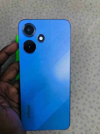 Infinix hot 30play 8+8/128