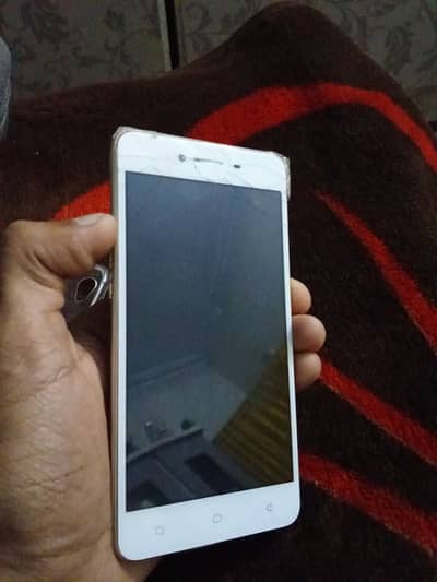 OPPO A37