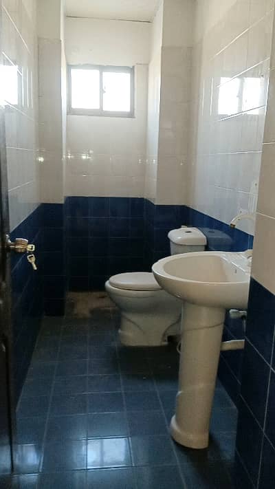 Luxrious Flat Saima Mall At Johar Morh  Adjacent to Millennium & RJ Malls