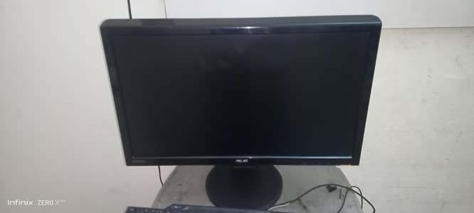 23" LCD for sale all ok