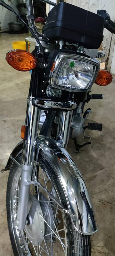 Honda CG125 2026 Model Black Colour