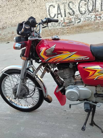 Honda 125 lush bik h