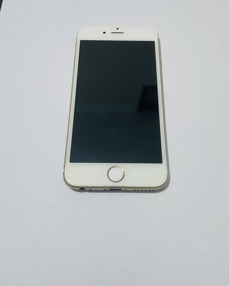 iPhone 6 Gold 3