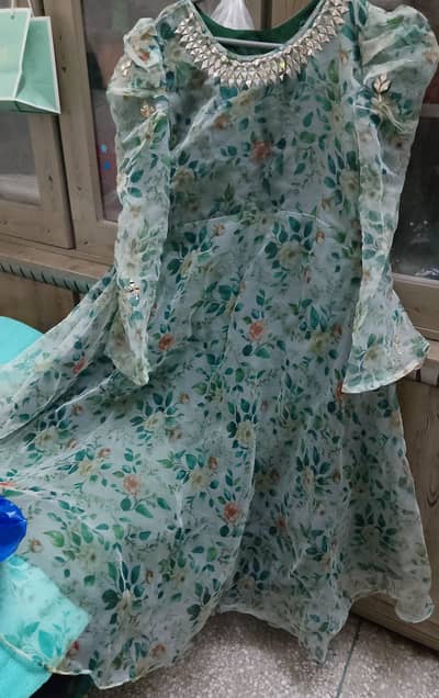 light Kam green maqsi