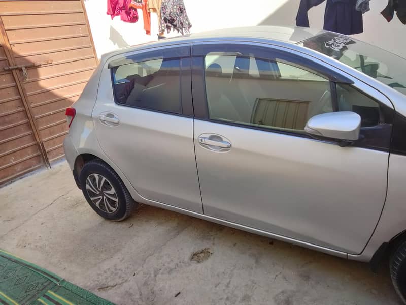 vitz 2011model 2013 reg 0