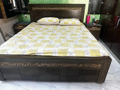 bed with side tables