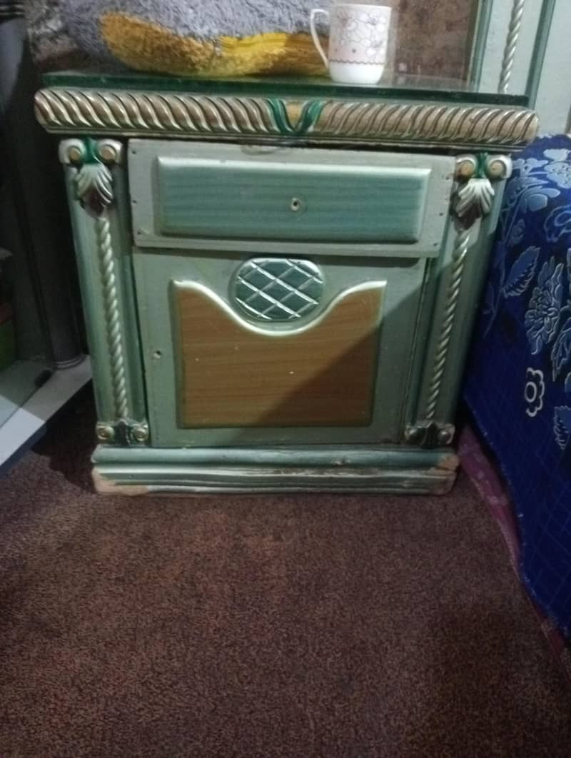 bed side table 2