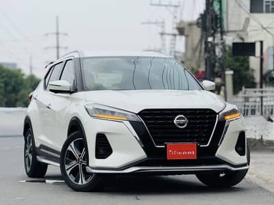 Nissan kicks 2020 4 grade