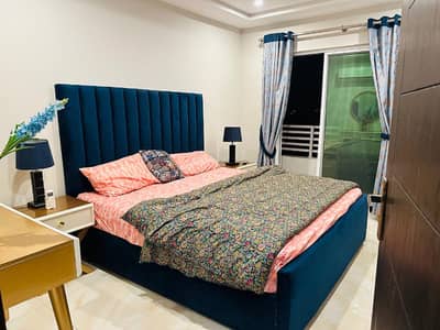 One bedroom VIP apartment for 3/4 hour daily basis in bahria town