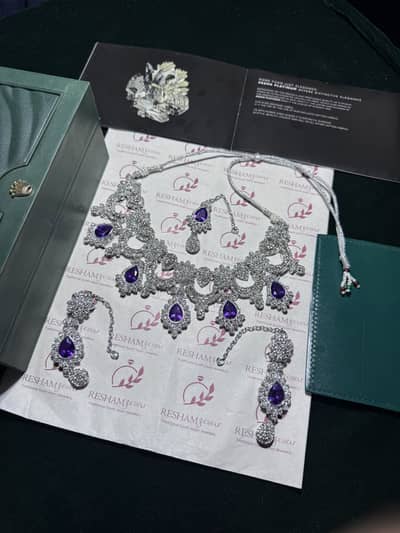 ZAAVIA by Resham zevar