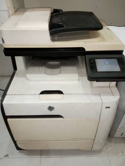 HP Laser Jet 400 Series M475