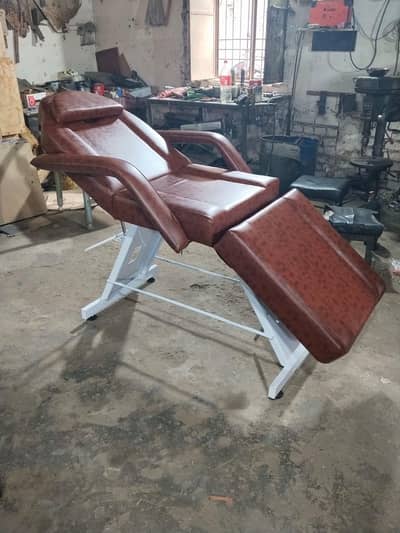 cutting chair/ barber chair/ makeup chair/ other saloon furniture/