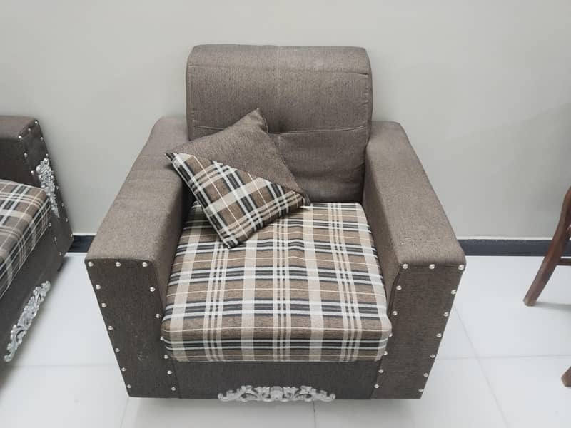 7 seater sofa set 0