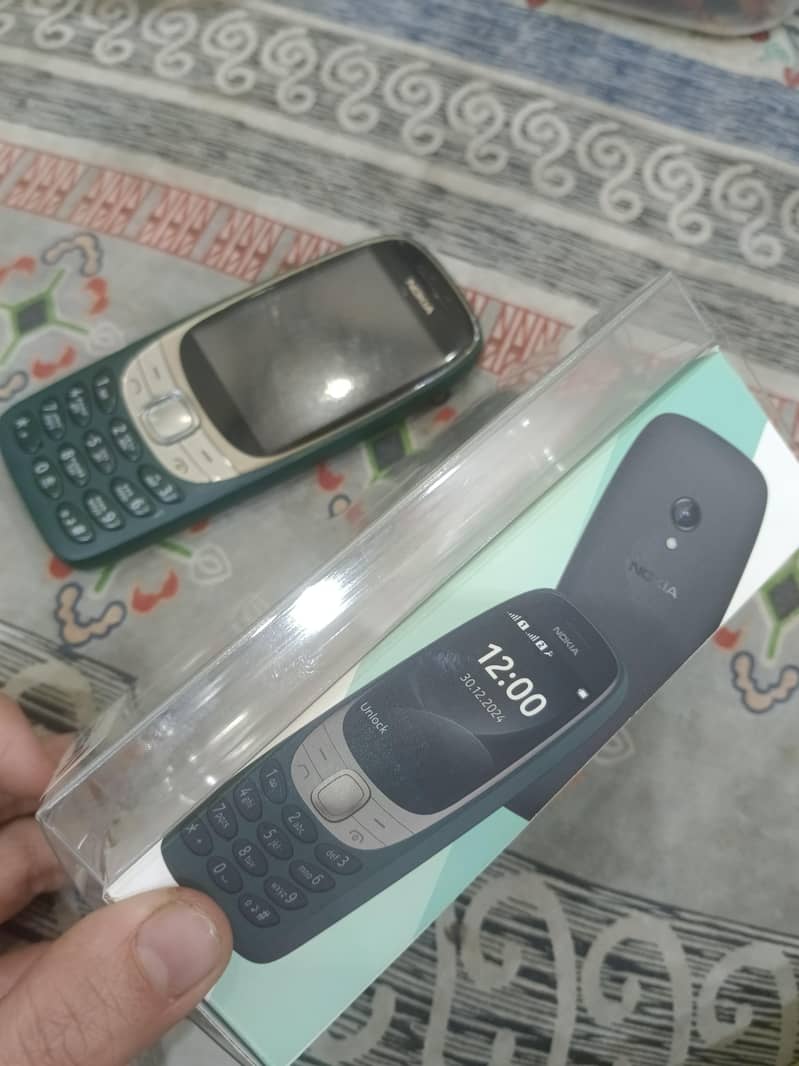 Nokia 6310 2