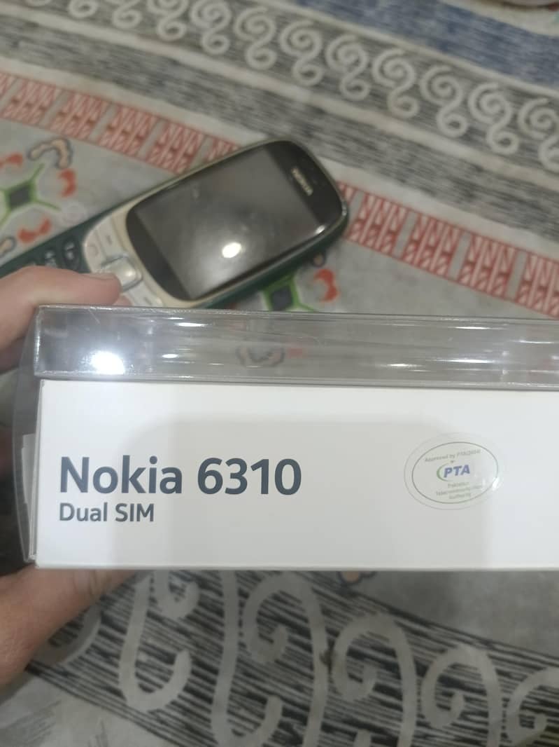 Nokia 6310 3