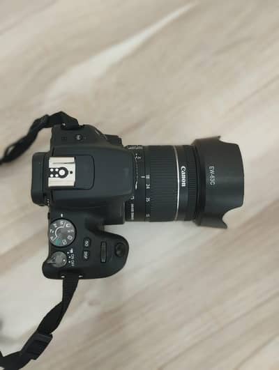 Canon 200D DSLR Camera with Lens – Excellent Condition  Urgent Sale