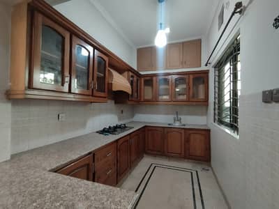 30x60 7 Marla Ground portion for Rent G-13