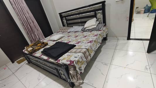 Queen Iron Bed without mattress