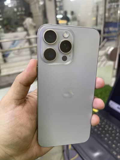 15 pro max Factory unlocked