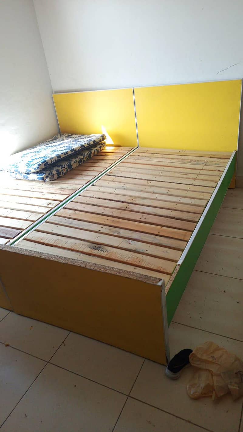 good condition bed 1