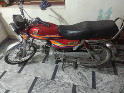 Honda bike 2012 model good condition 72k
