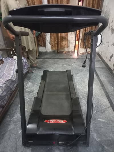 tradmil for sale good condition end  good work